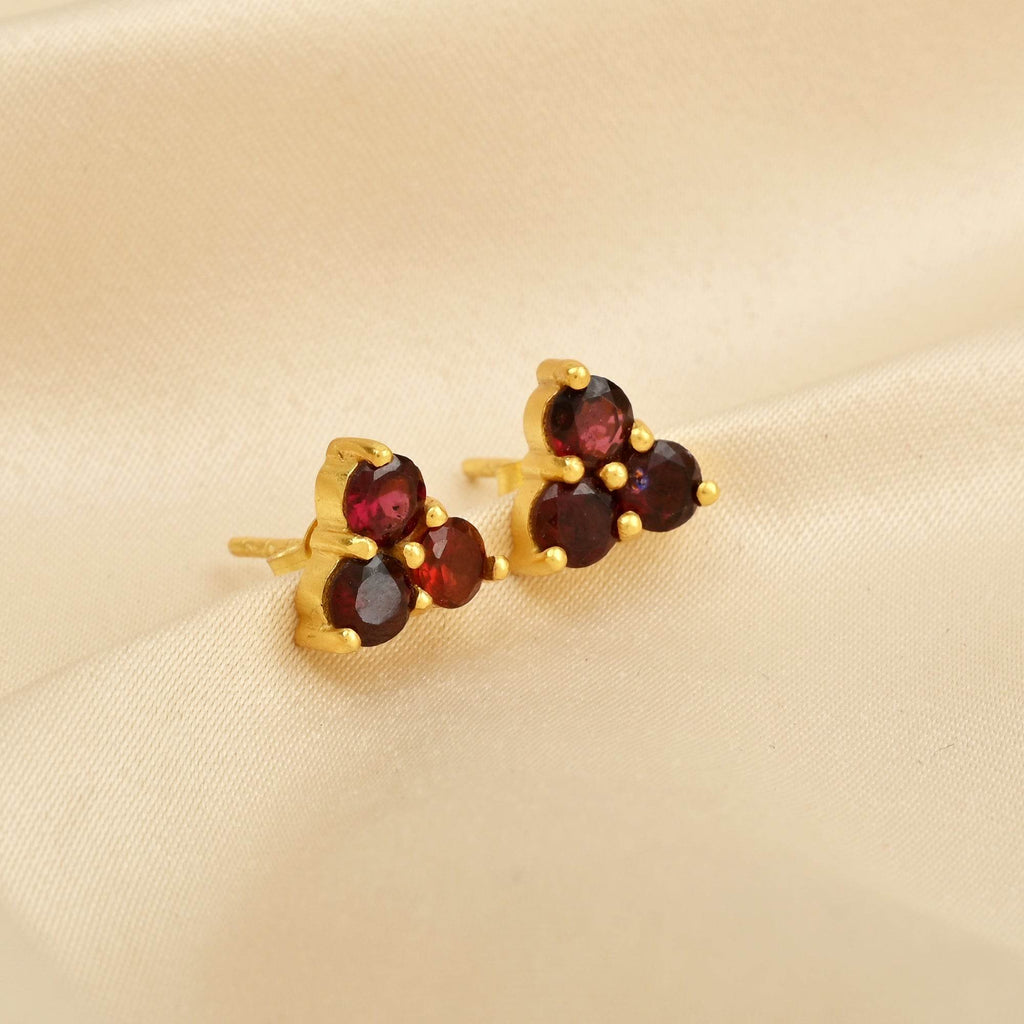 Garnet Gemstone Stud Earrings in Sterling Silver - La Vitá Jewels