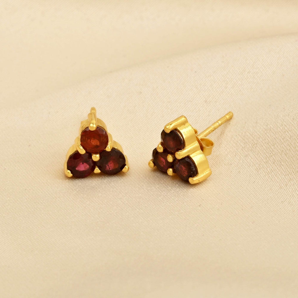 Garnet Gemstone Stud Earrings in Sterling Silver - La Vitá Jewels