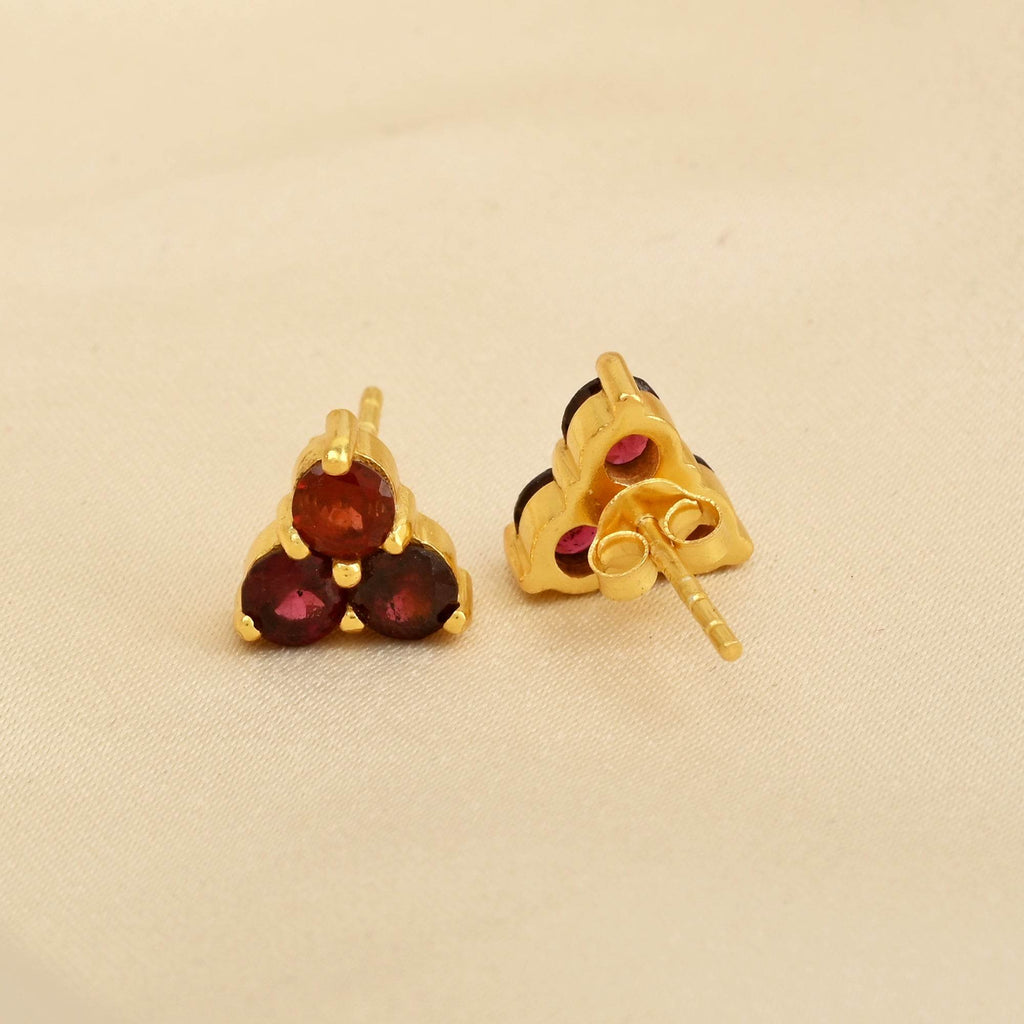 Garnet Gemstone Stud Earrings in Sterling Silver - La Vitá Jewels