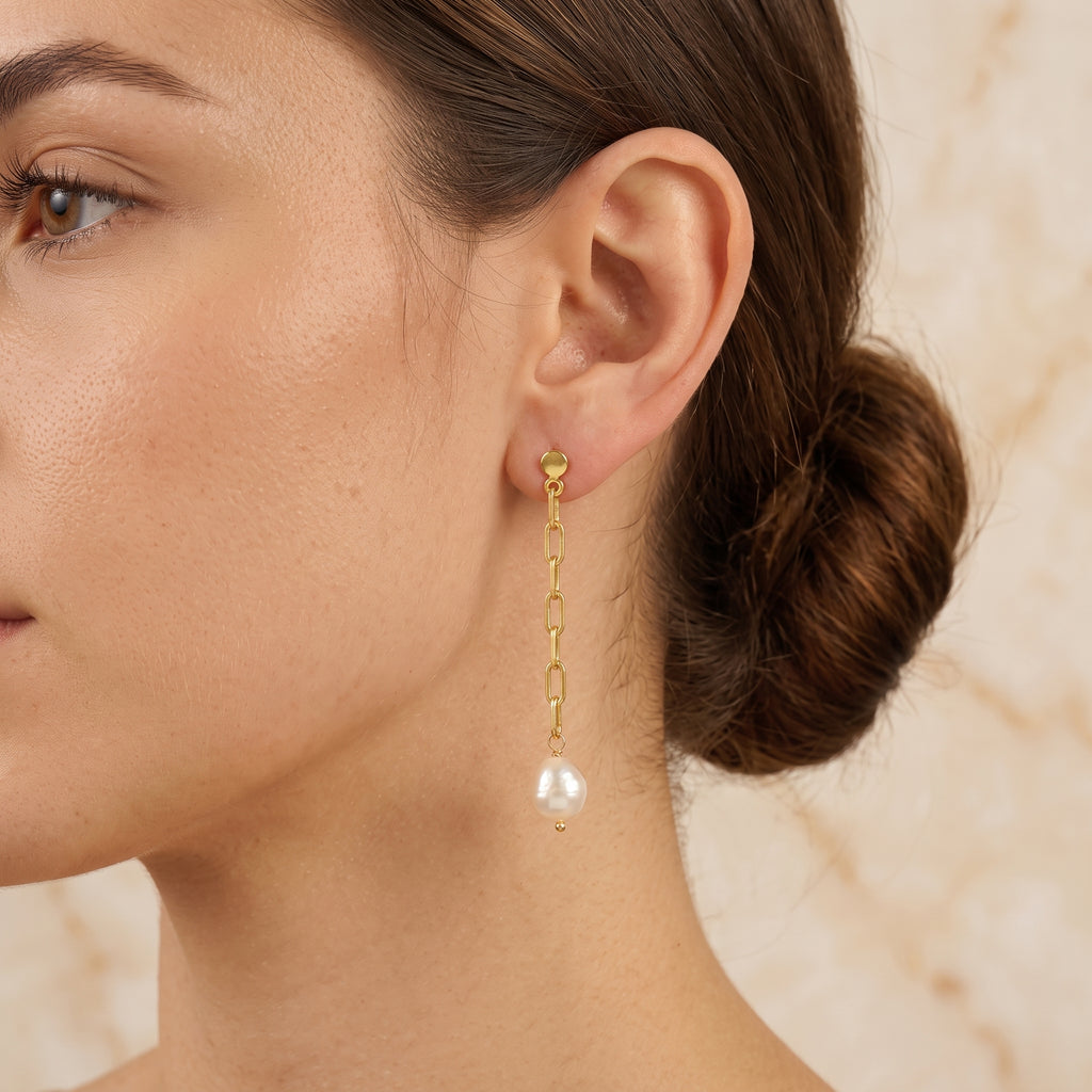 Pearl with Paper Clip Chain Dangle Earring