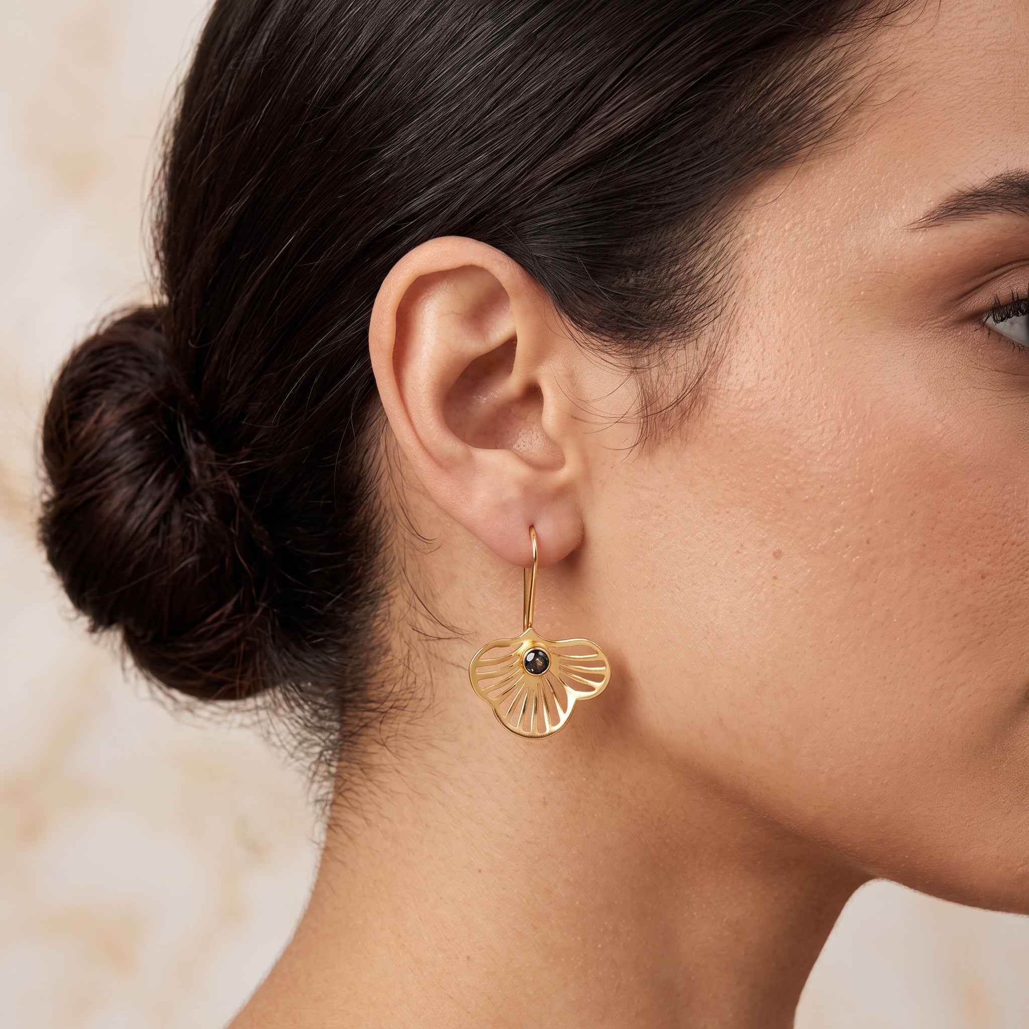 London BT Dangle Earrings