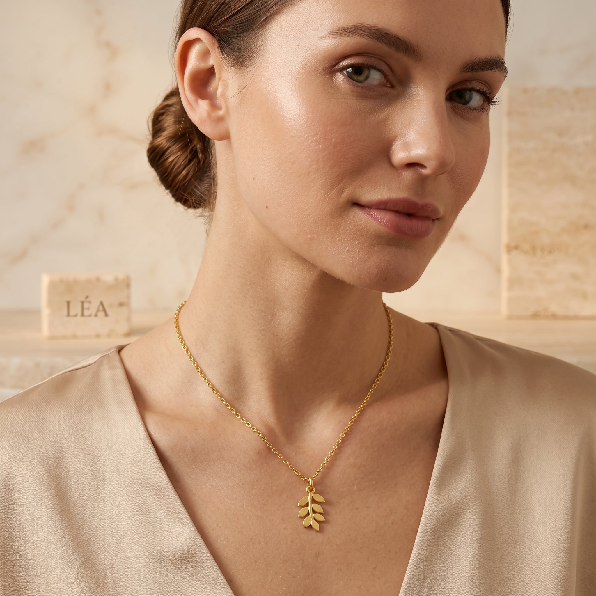 Leaf shape Elegant Necklaces