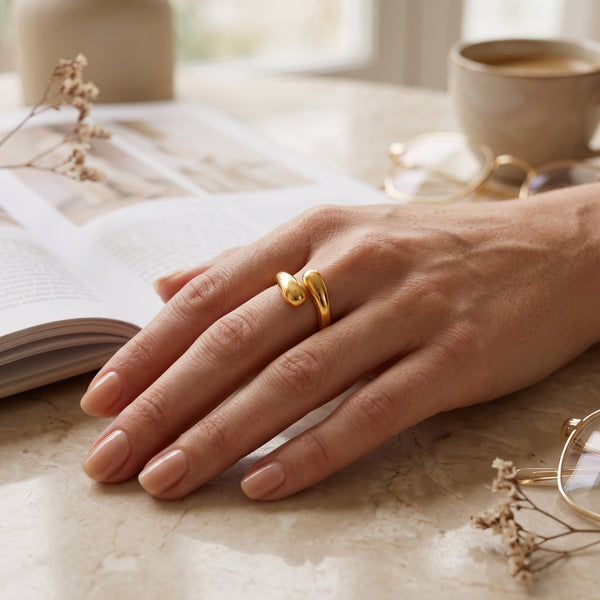 Chunky Gold Love Hug Rings