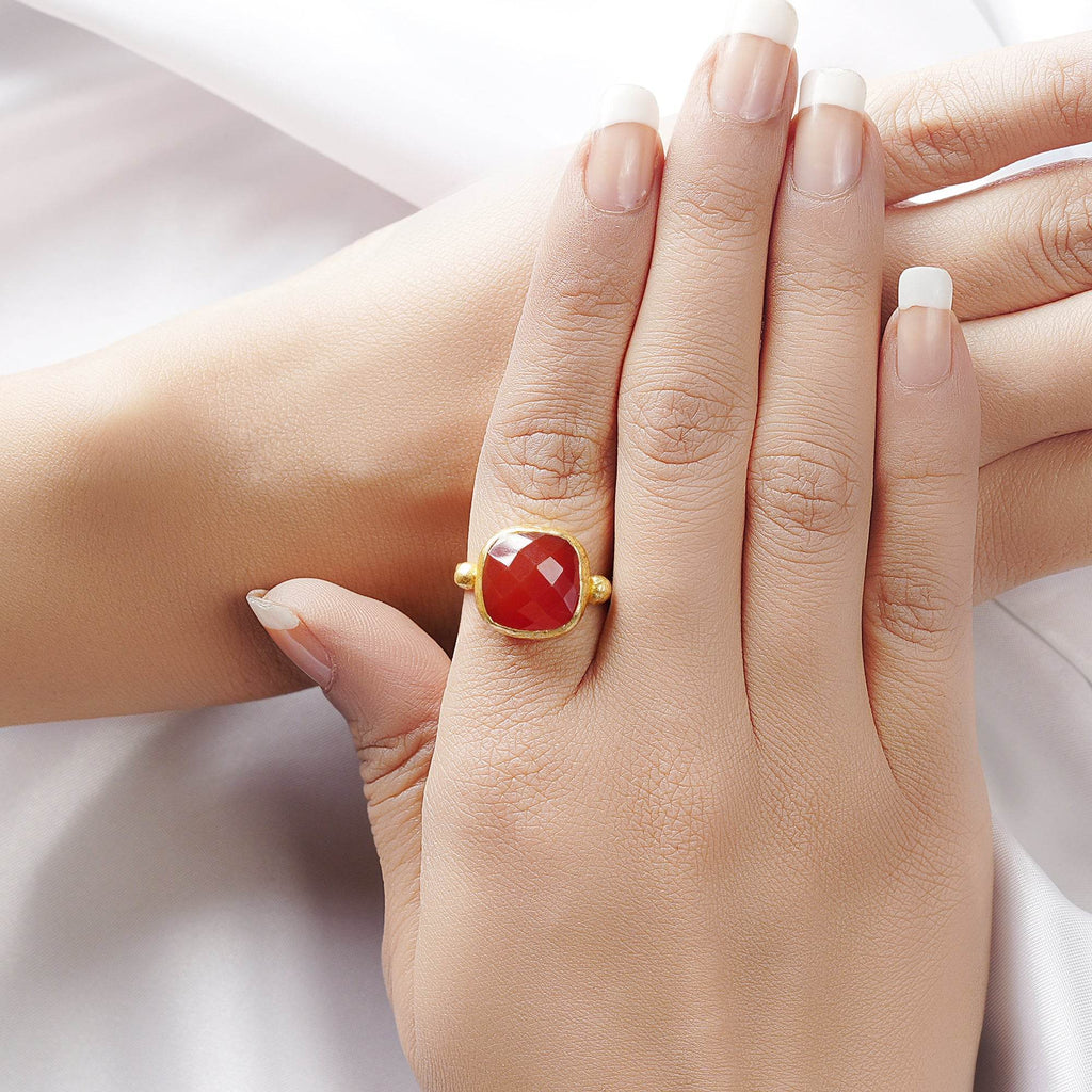 Hammered Square Shaped Ring - La Vitá Jewels