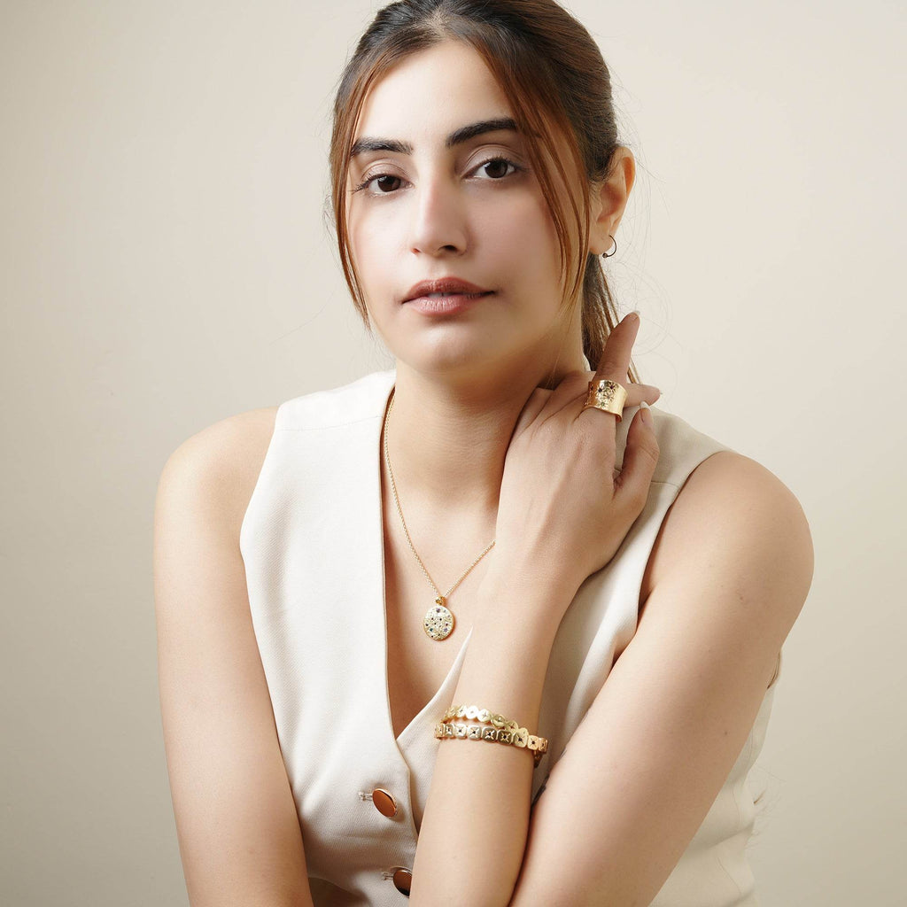Cosmic Connection Zirconia Necklace - La Vitá Jewels