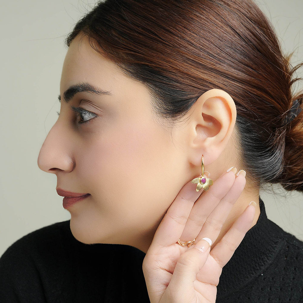 Ruby Gemstone Flower Earrings - La Vitá Jewels