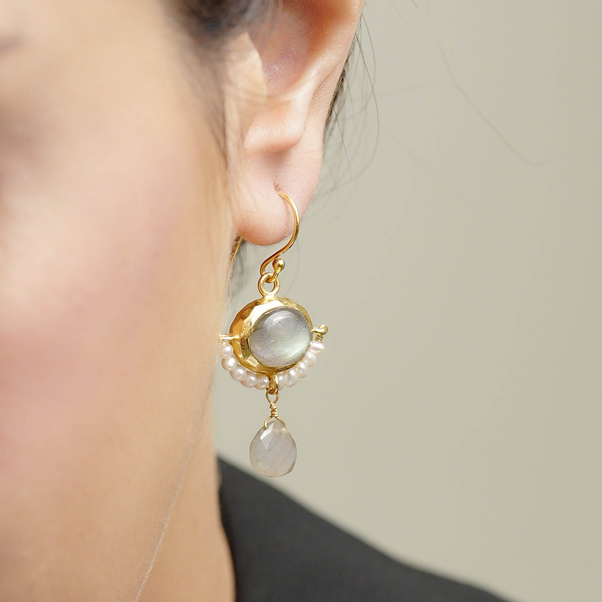 Lapis Lazuli with Natural Pearl Earrings - La Vitá Jewels