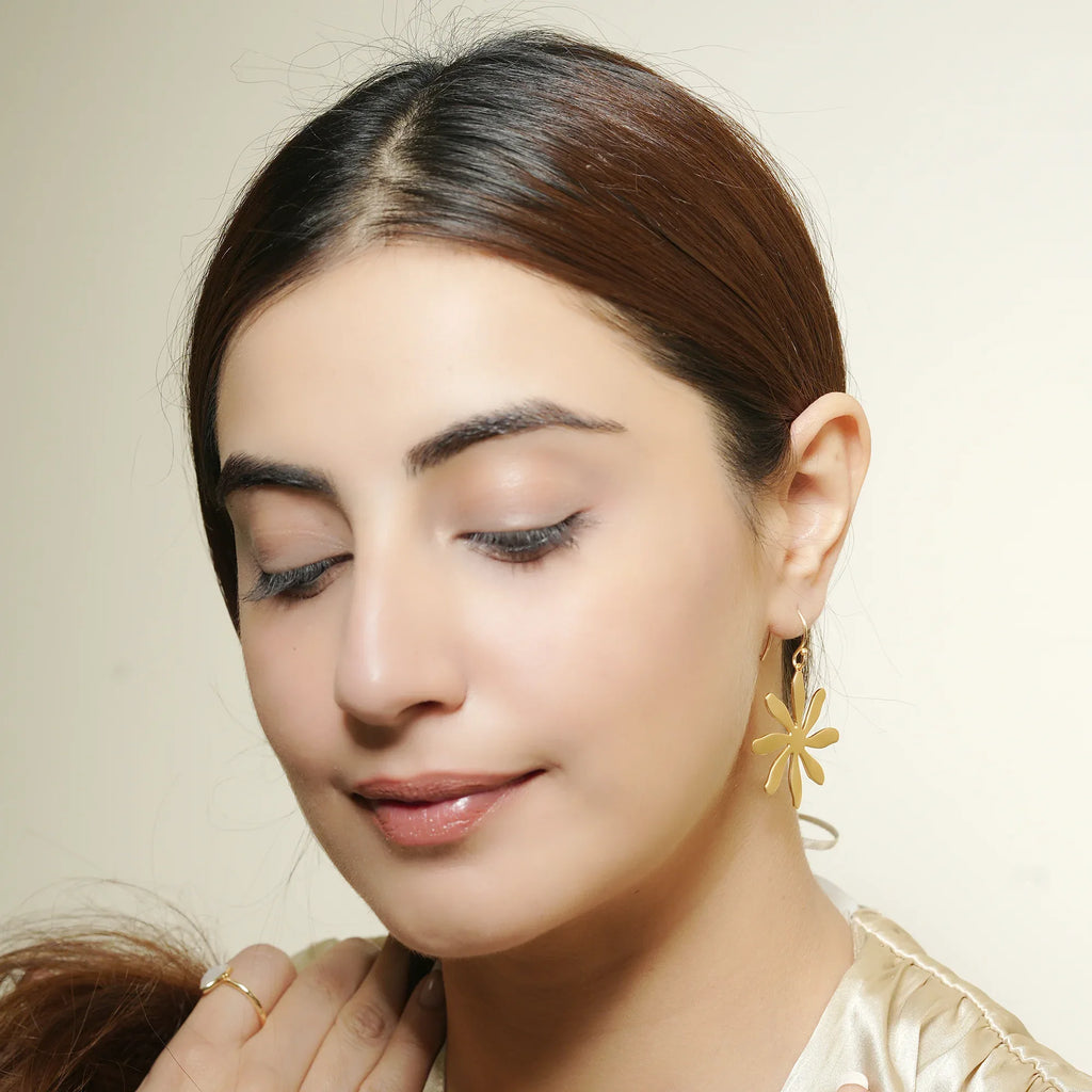 Lunar Glow Earrings - La Vitá Jewels