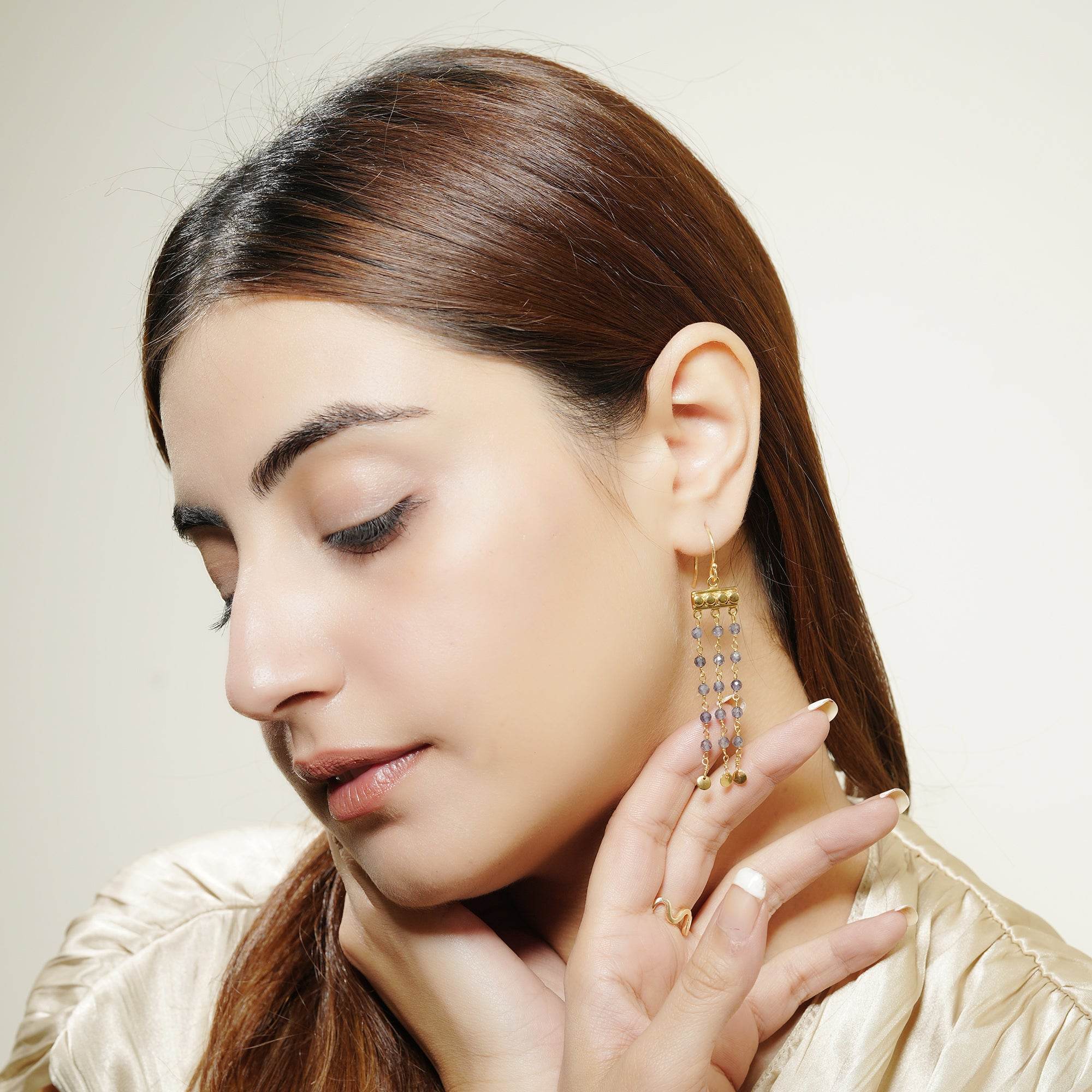 Victorian Flow Iolite Beads Earring - La Vitá Jewels