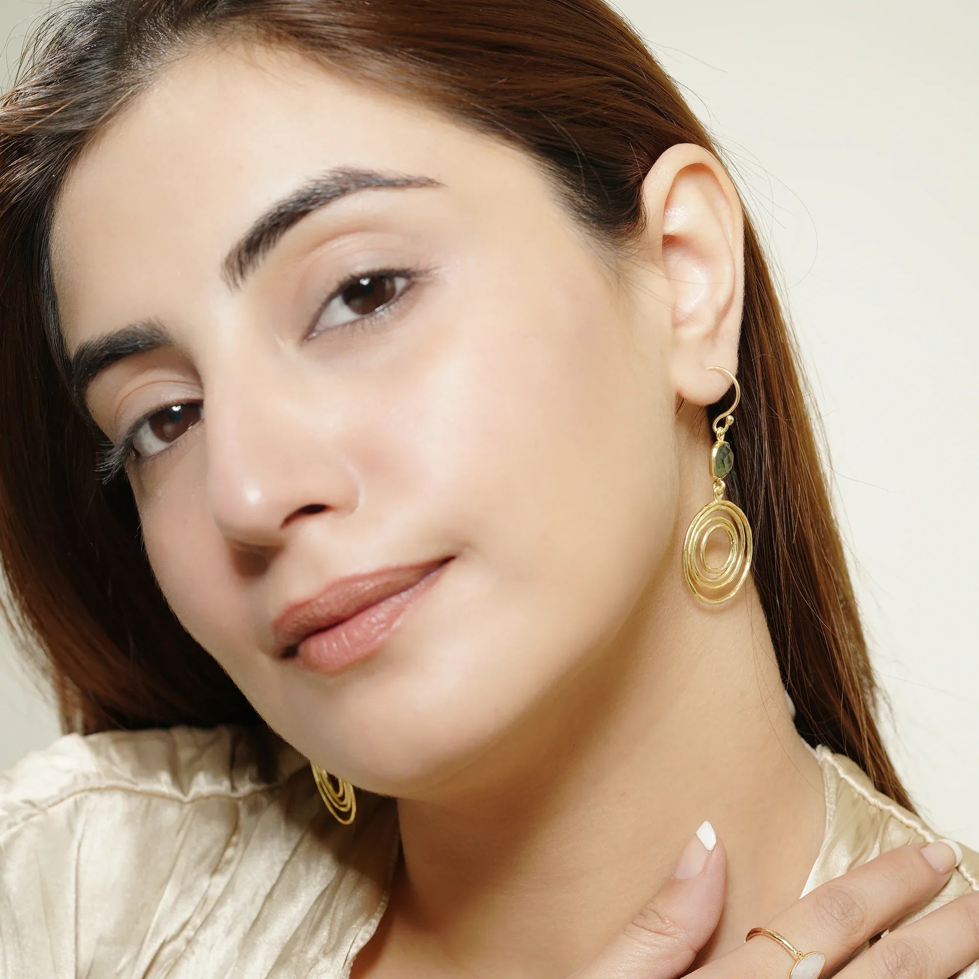 Circle of Hope London Topaz Earring - La Vitá Jewels